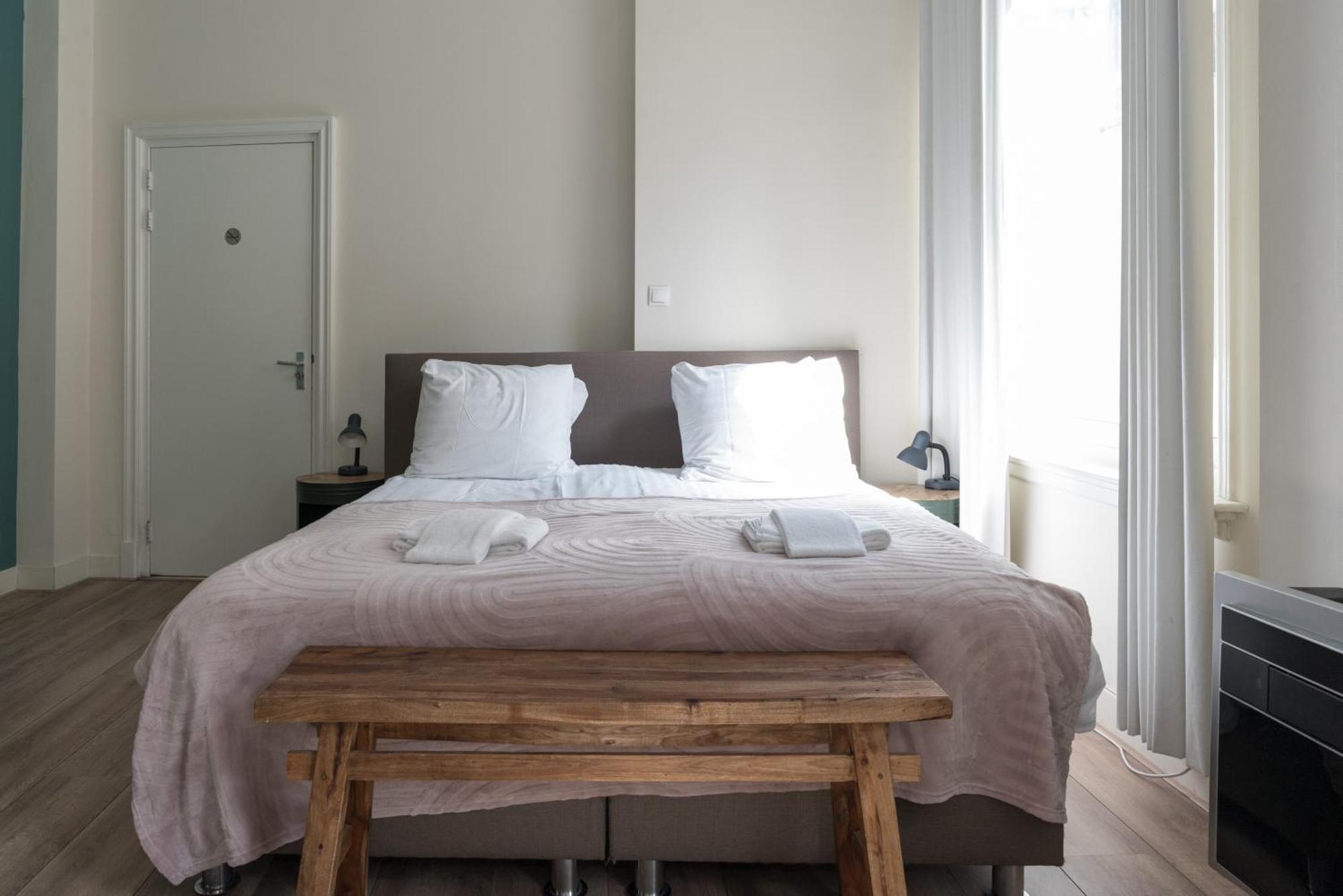 1001 Nights Boutique Lofts Hotell Haarlem Eksteriør bilde